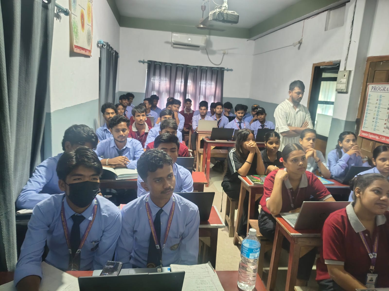 Student's Pic